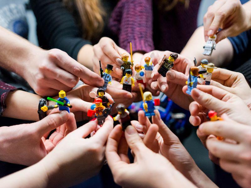Advice on how LEGO can facilitate learning across many disciplines in higher education