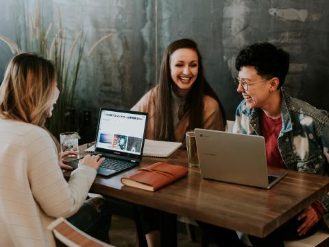 Practical advice on building equitable communities when teaching online